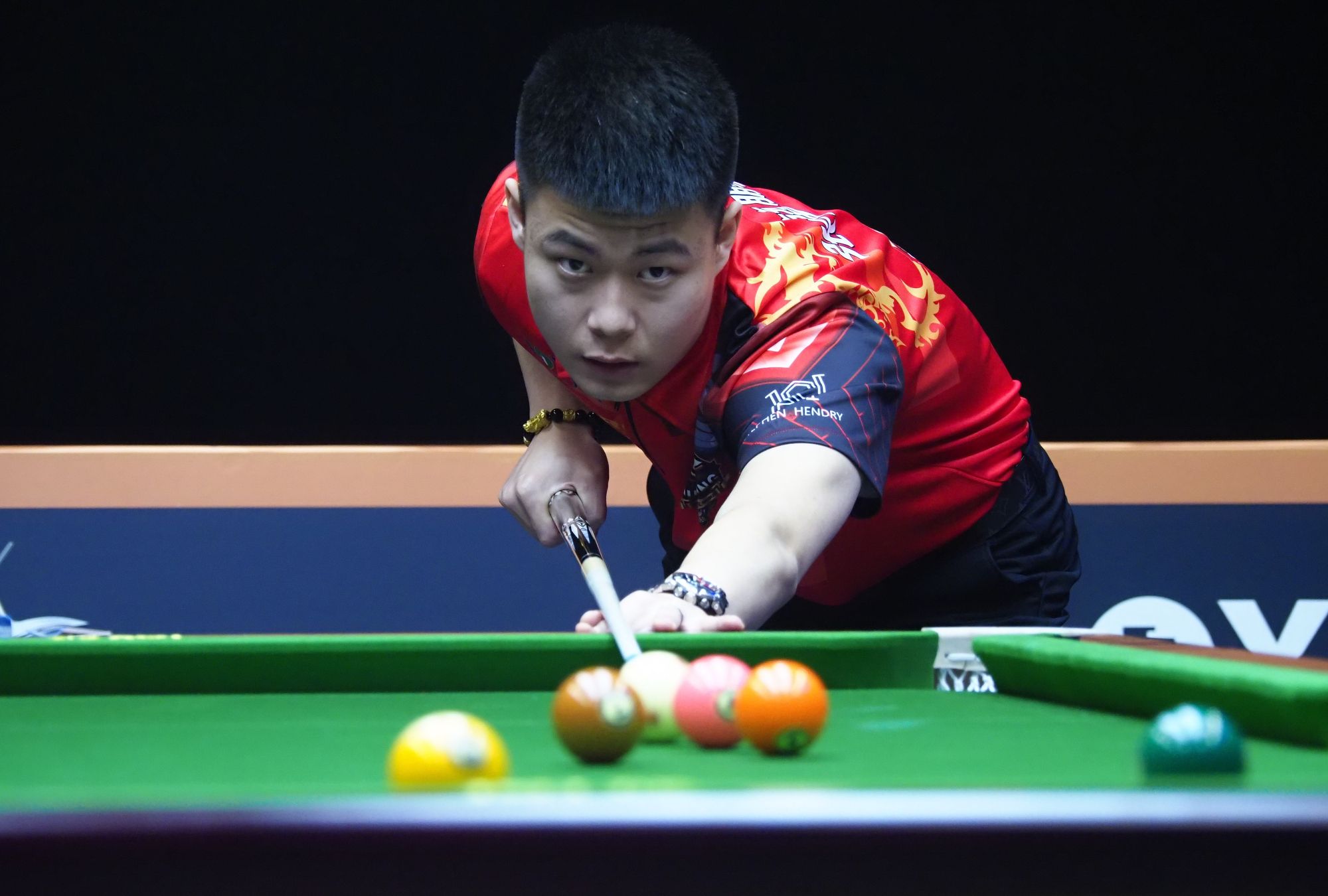 都展现了篮 都展现了篮