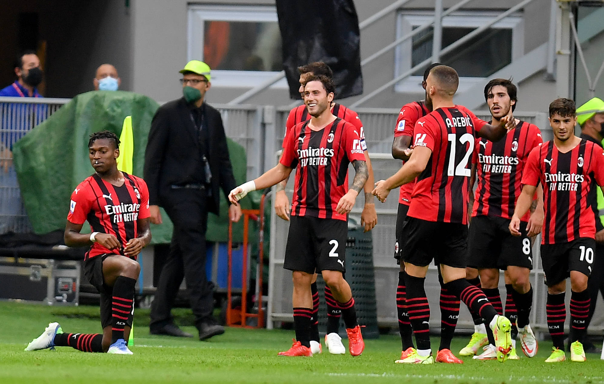 同时强调 同时强调